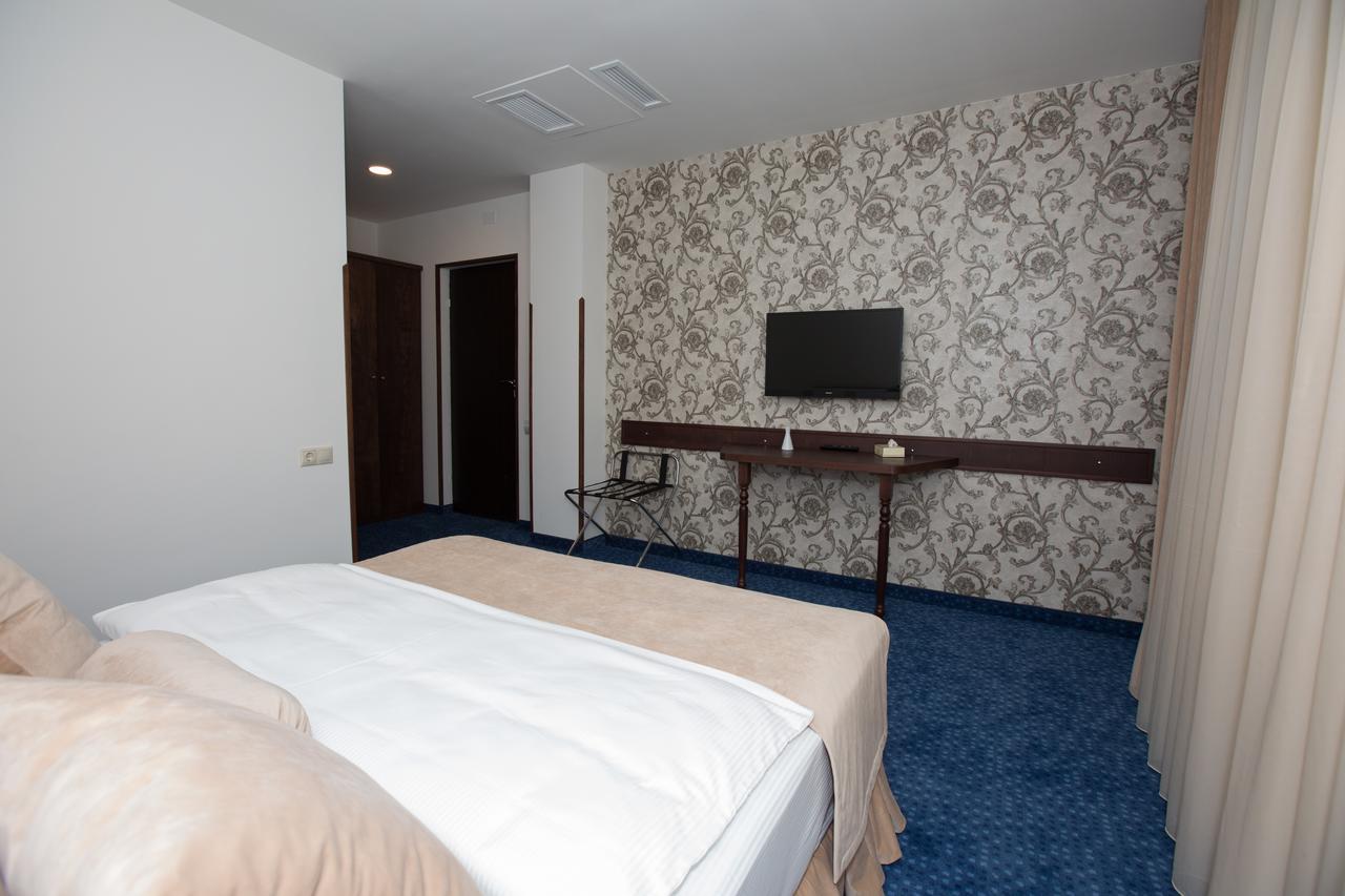 Faria Boutique Hotel ツァグカゾール エクステリア 写真