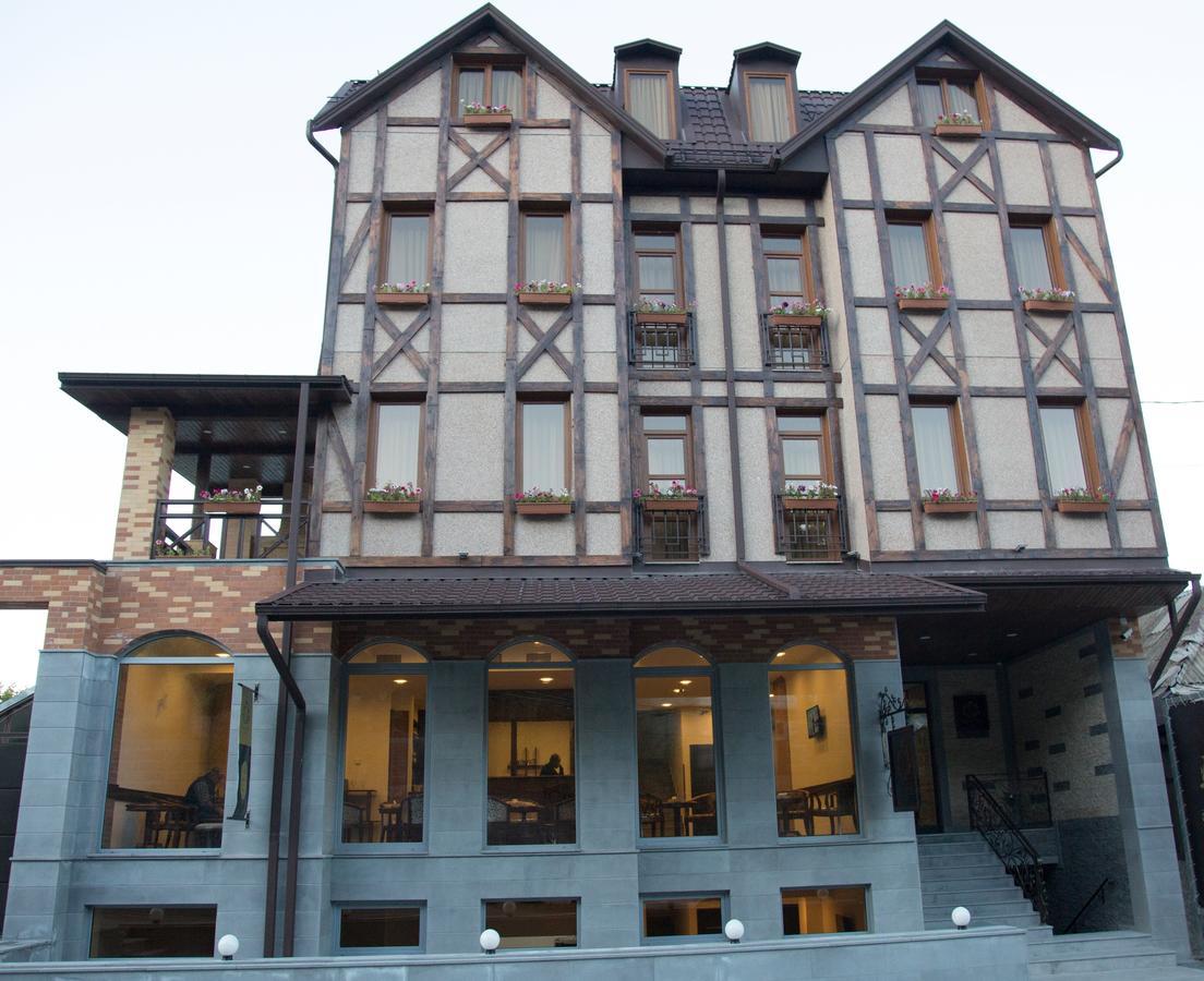 Faria Boutique Hotel ツァグカゾール エクステリア 写真
