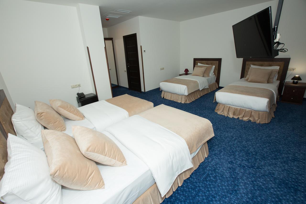 Faria Boutique Hotel ツァグカゾール エクステリア 写真