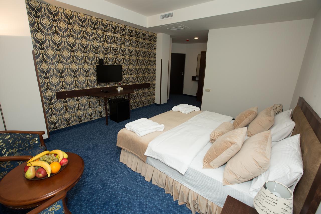 Faria Boutique Hotel ツァグカゾール エクステリア 写真