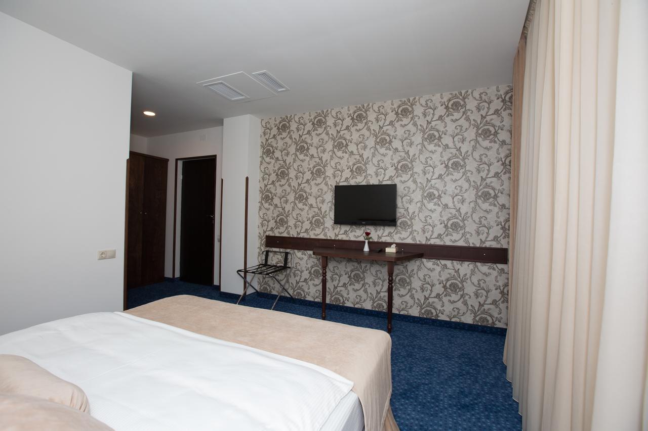 Faria Boutique Hotel ツァグカゾール エクステリア 写真